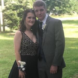 Meet your Posher, Whitney